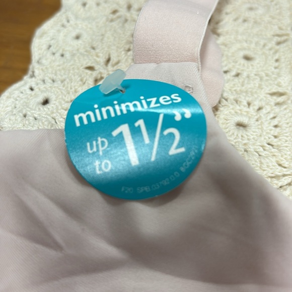 Playtex Women's Smooth Underwire Bra - Pink - Picture 3 of 5